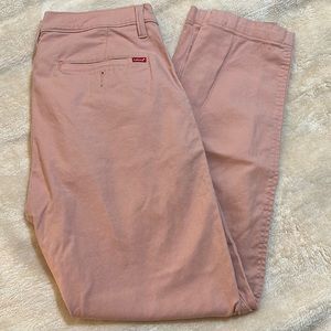 Chino pink 33x32 Levi’s